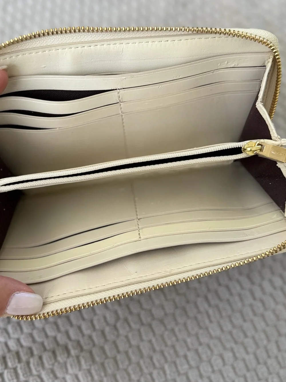 Tablet Accessory Identification